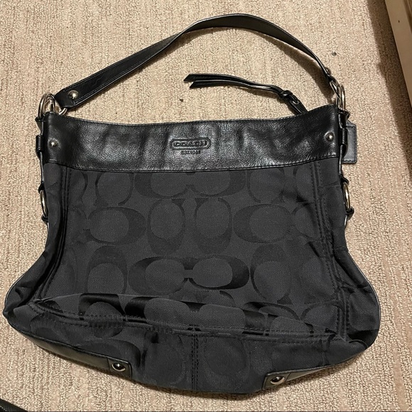 Black Coach large bag - Picture 1 of 3